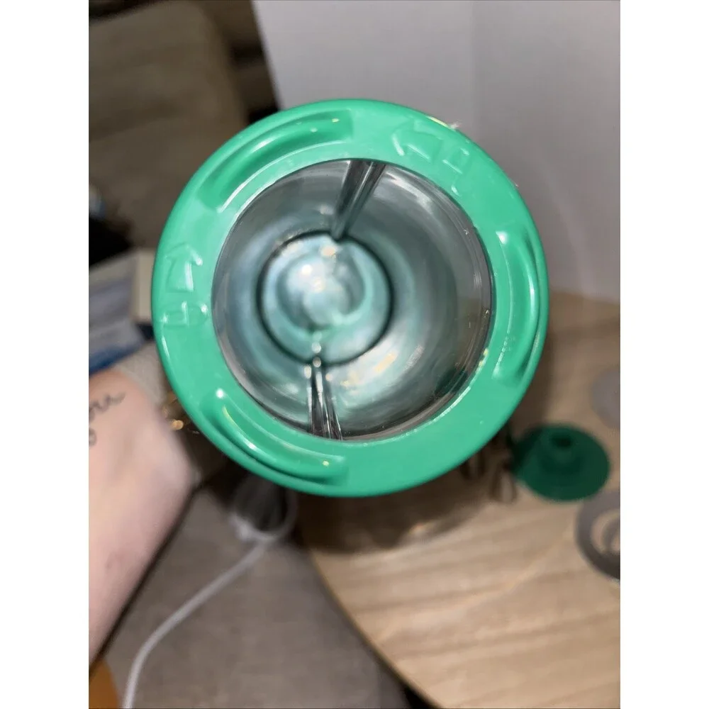 Cuisinart CCP-10 Electric Cookie Press with 3 Discs & 8 Decorating Tips - GREEN!
